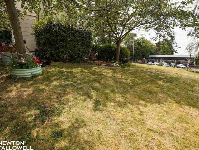 Flat for sale in Newtown, Costhorpe