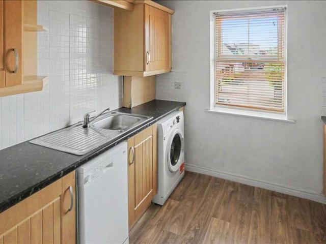 Flat for sale in Butlers Hill, Ashfield