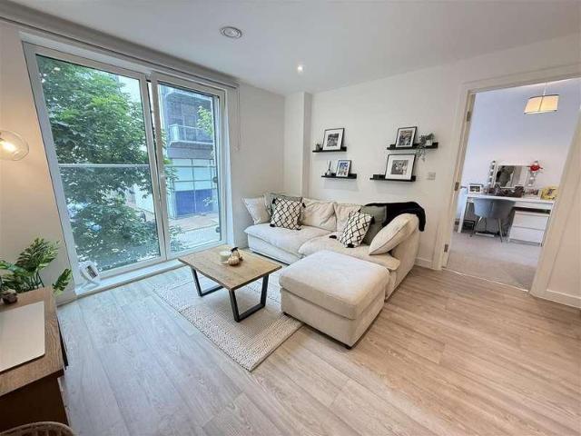 Flat for sale in Ordsall, Salford