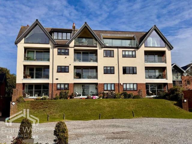 Flat for sale in Lytham, Lancashire