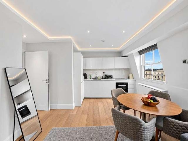 Flat for sale in Kensal Town, Greater London