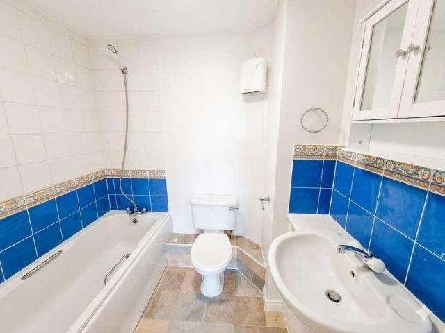 Flat for sale in Hardway, Middlecroft