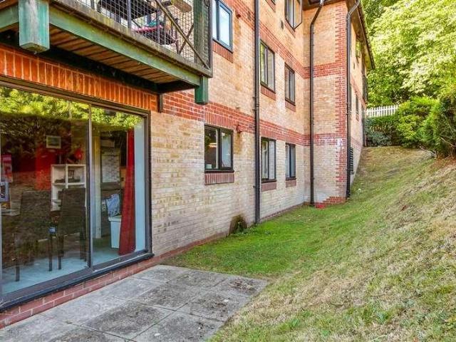 Flat for sale in Brighton & Hove