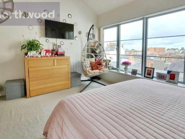 Flat for sale in High Field, York