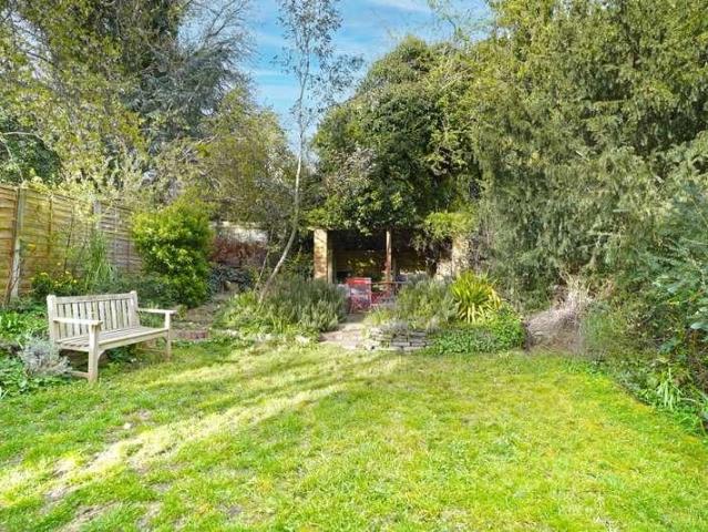 Flat for sale in London Borough of Lewisham, Forest Hill