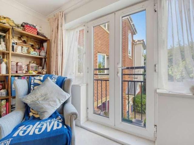 Flat for sale in Greater London