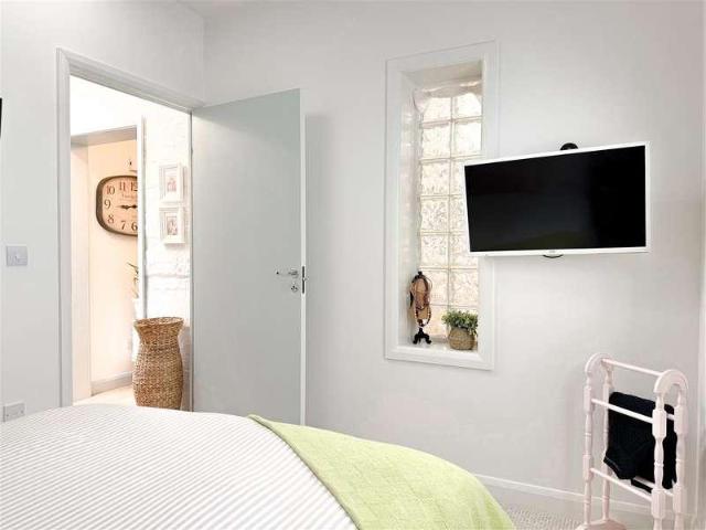 Flat for sale in Derby, West End