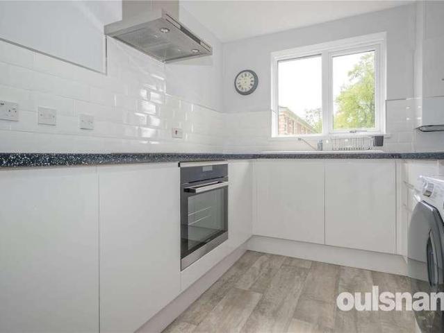Flat for sale in Northfield, West Midlands