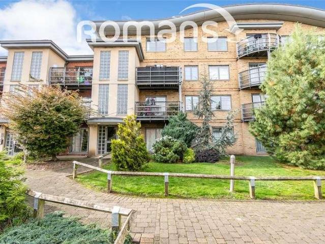 Flat for sale in Reading