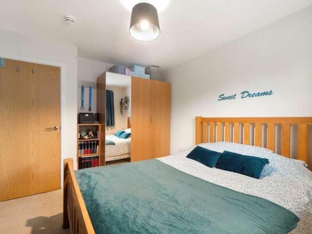 Flat for sale in London Borough of Merton, Greater London