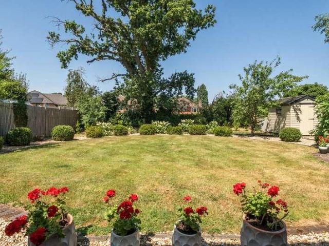 Flat for sale in Abbotswood, Westborough