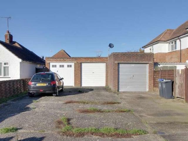 Flat for sale in West Worthing, Worthing