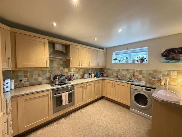 Flat for sale in Low Moor, West Yorkshire