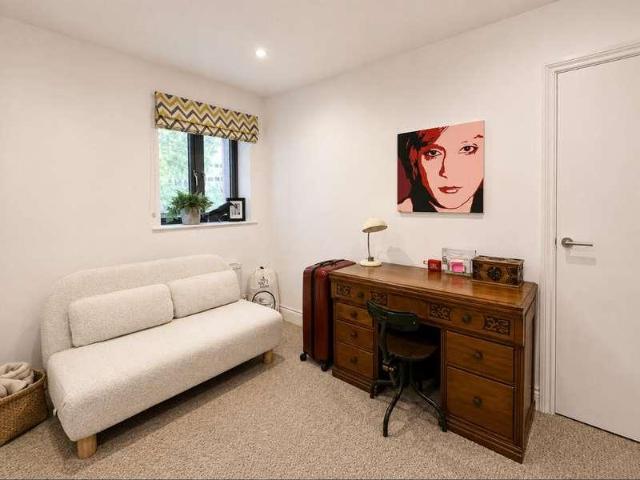Flat for sale in Lakenham, East Bank