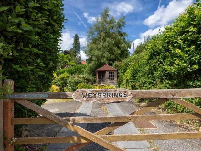 Flat for sale in Great Stoatley, Fole
