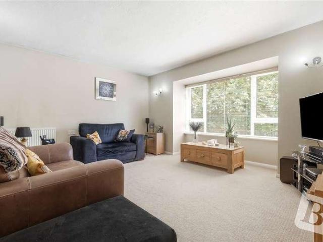 Flat for sale in Melbourne, Chelmsford