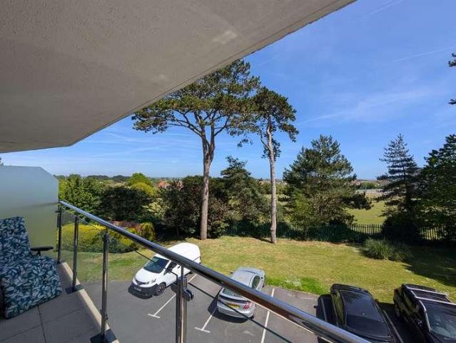 Flat for sale in Wick, Bournemouth