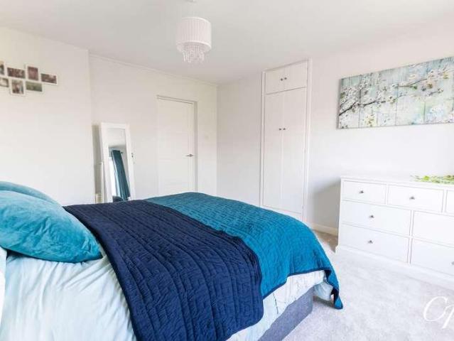 Flat for sale in Montpellier, Cheltenham