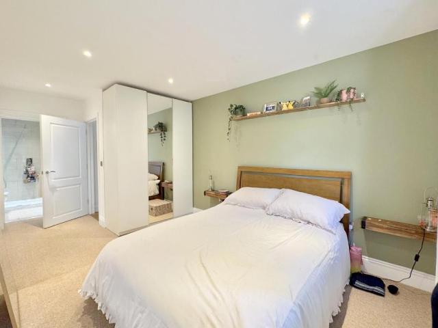 Flat for sale in Talbot Village, Bournemouth