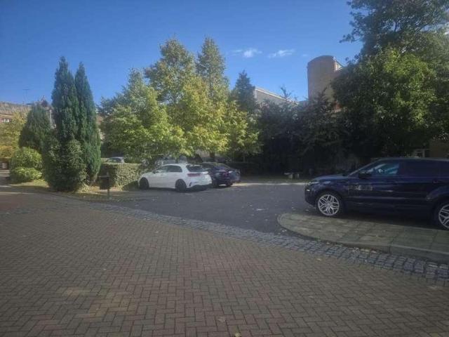 Flat for sale in Penenden Heath, Maidstone