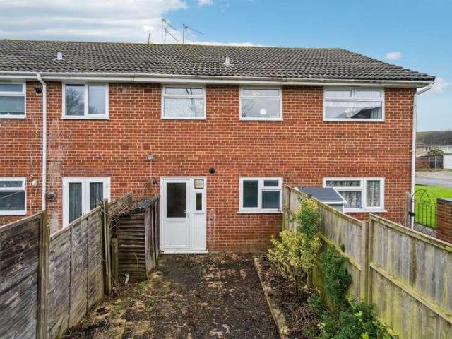Flat for sale in Highway, Maidenhead