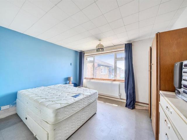 Flat for sale in Sudbury, North Wembley