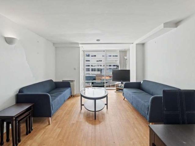 Flat for sale in City Centre, Georgia