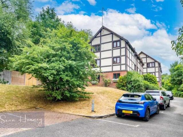 Flat for sale in London Borough of Enfield, Greater London