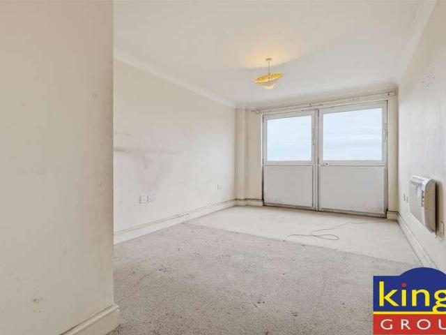 Flat for sale in Lower Edmonton, Edmonton