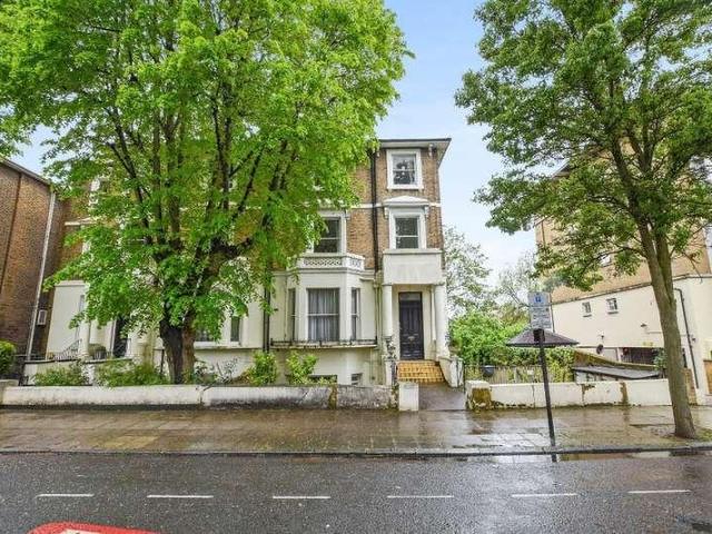 Flat for sale in St. John's Wood, Greater London