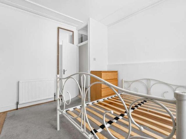 Flat for sale in Greater London
