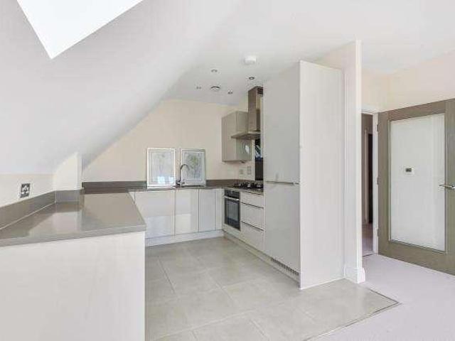 Flat for sale in Amersham