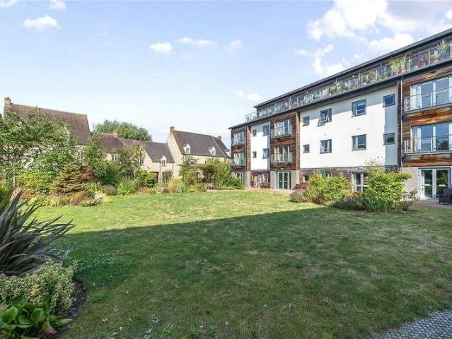 Flat for sale in Black Bourton, Oxfordshire