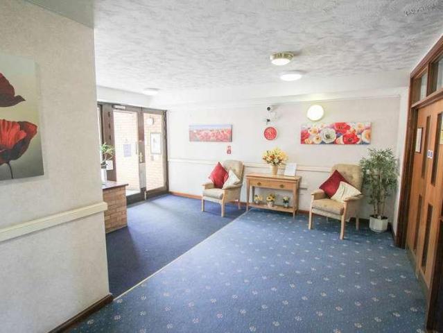 Flat for sale in Weston-super-mare, North Somerset