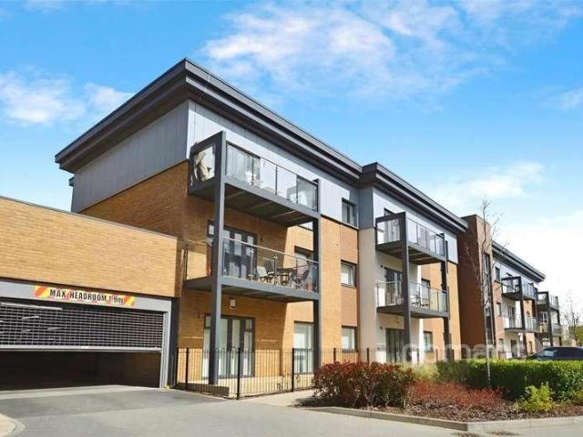 Flat for sale in West Drayton, West Drayton