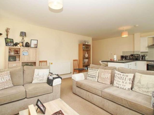 Flat for sale in Fell Lane