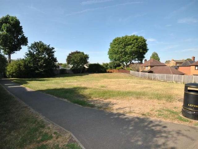 Flat for sale in Moulton