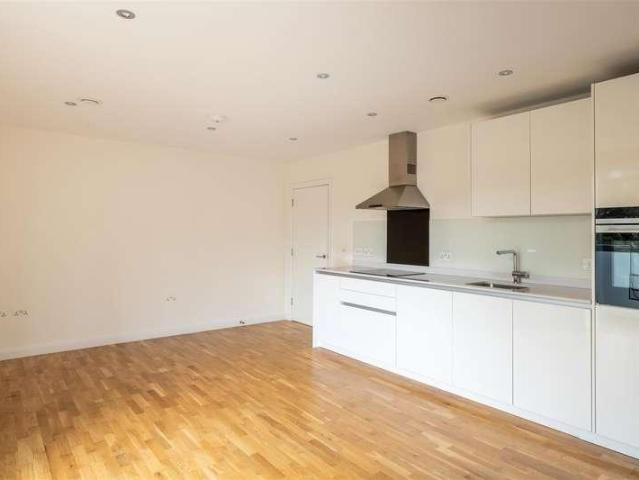 Flat for sale in Perryfields, West Sussex