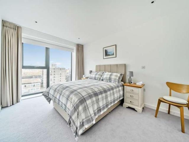 Flat for sale in London Borough of Ealing, Hanwell