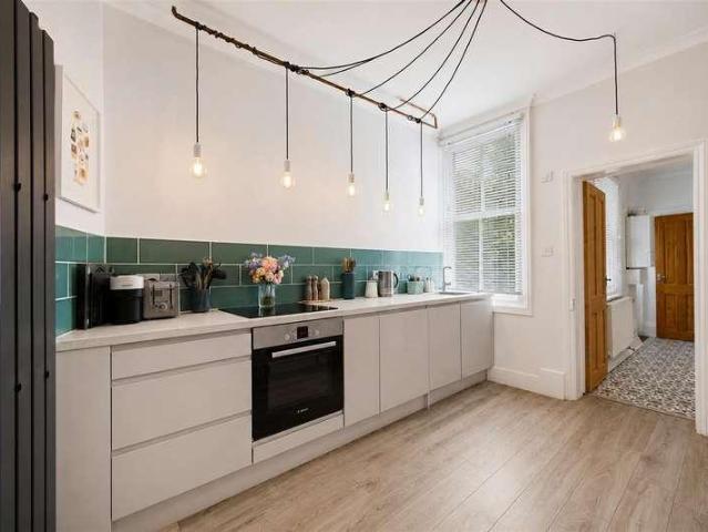 Flat for sale in London Borough of Lewisham, Greater London