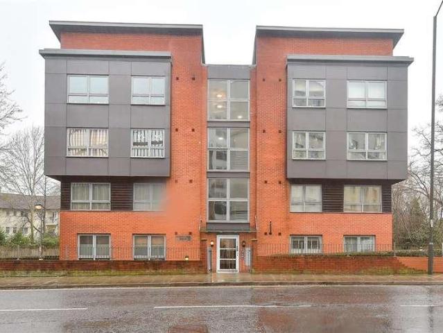 Flat for sale in Glynde, West Sussex