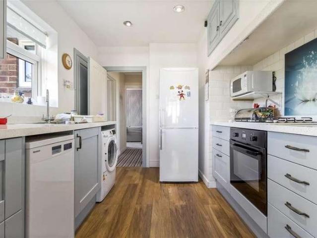 Flat for sale in Worthing, West Sussex