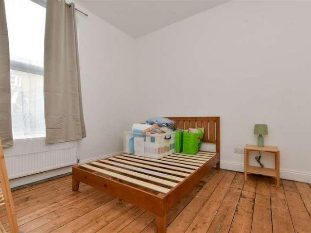 Flat for sale in Westbrook, Acol