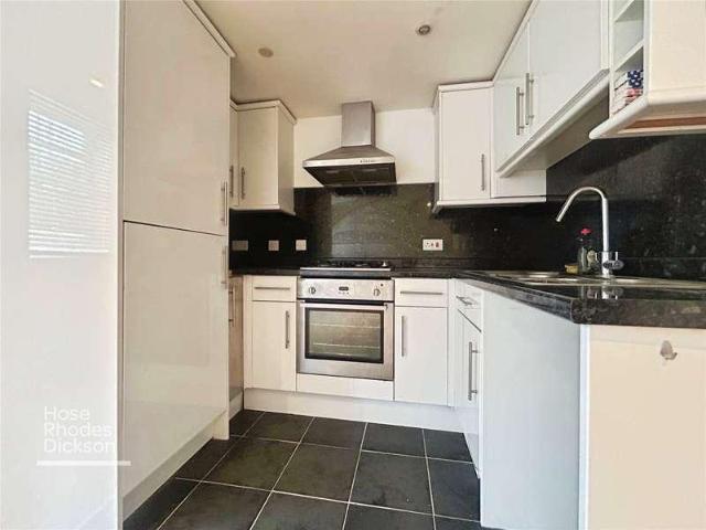 Flat for sale in Cowes, Isle Of Wight