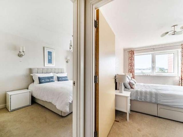 Flat for sale in Poole