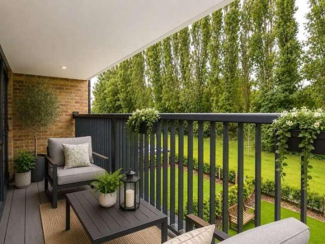 Flat for sale in Lower Green Esher, Blackhills
