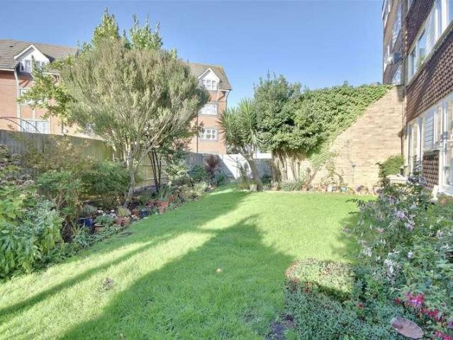 Flat for sale in Southsea, City Of Portsmouth
