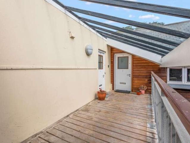 Flat for sale in Strode, Devon