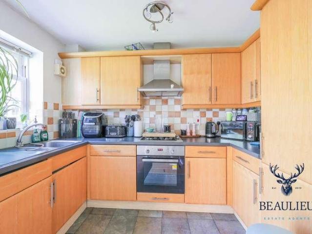 Flat for sale in Beaulieu Park, Chelmsford