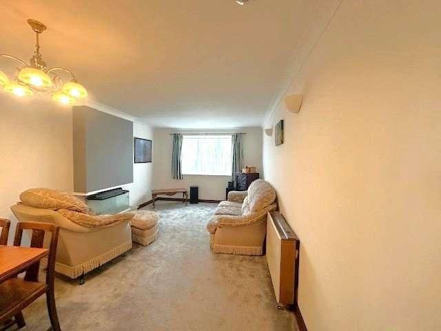 Flat for sale in Little Heath, Greater London